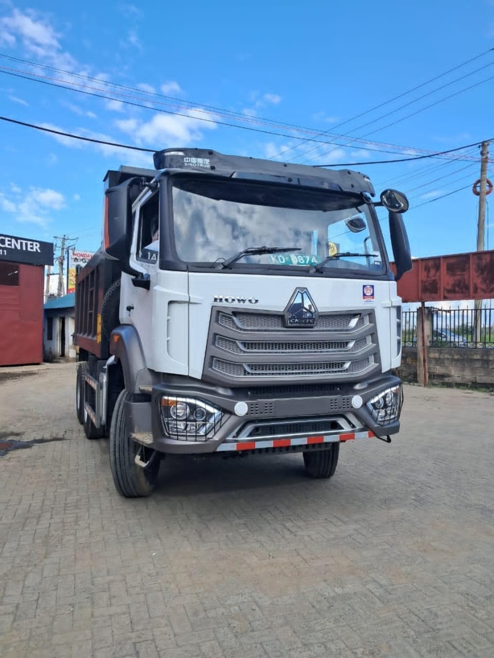 Sinotrack  Howo A7